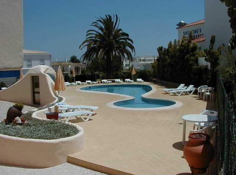 Apartamentos Olhos Do Mar Albufeira Esterno foto